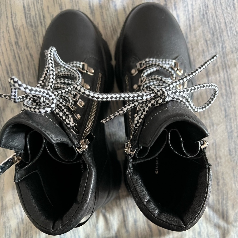 Giuseppe Zanotti Women’s Black Boots Apocalypse 7.5 EUR 37.5 Like New Free Ship
